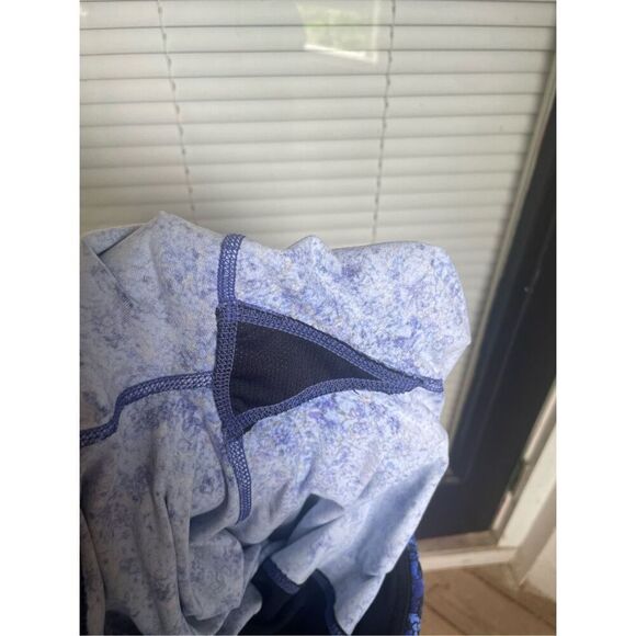 Athleta Cropped Leggings purple/ Black Floral M Yoga Sports Gym Running - Picture 9 of 11